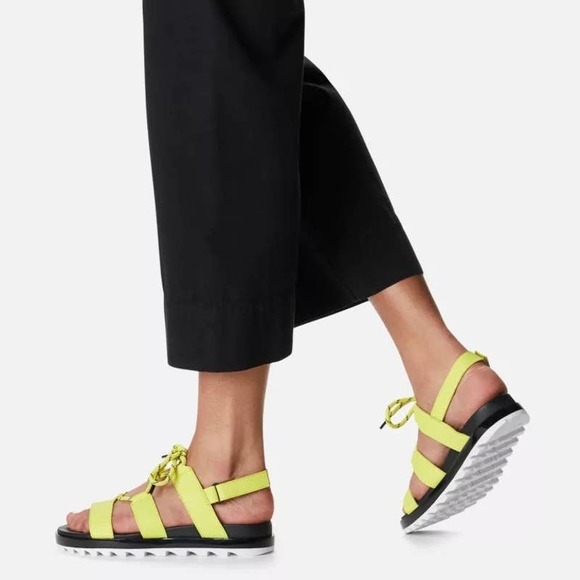 NIB Sorel Roaming Lace 8.5 Slingback Gladiator Flat Leather Sandals Black Pink - Picture 2 of 11